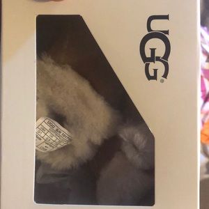 Ugg Australia color (chestnut) Size 1.